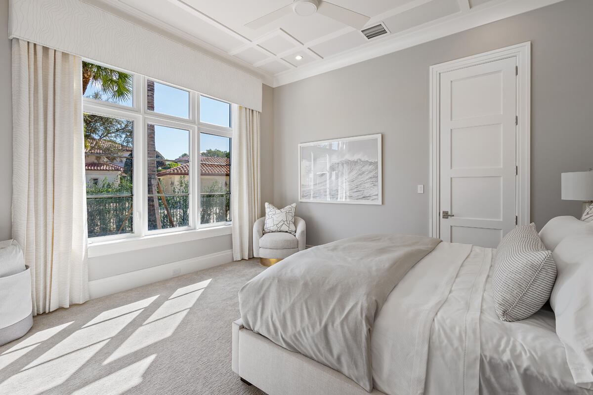 133 W Coconut Palm, Boca Raton FL 33432