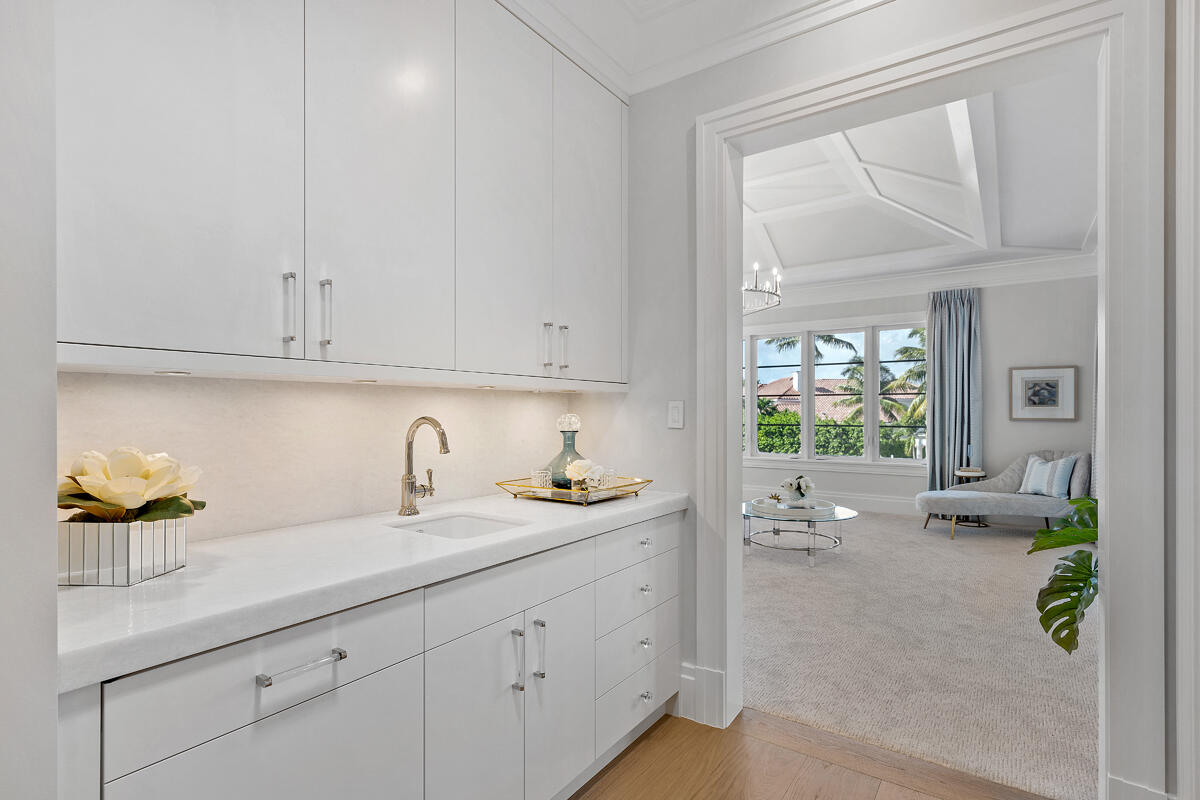 133 W Coconut Palm, Boca Raton FL 33432