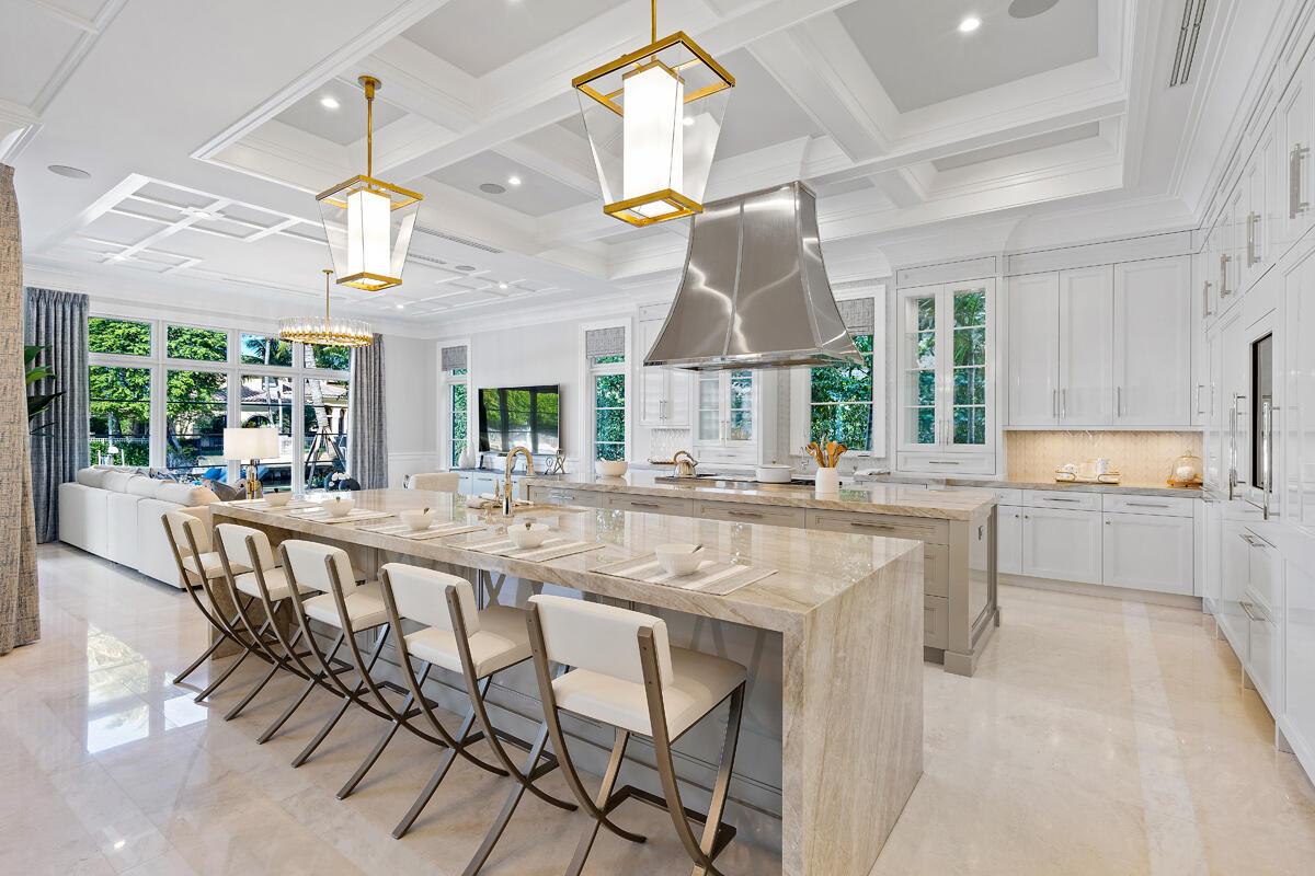 133 W Coconut Palm, Boca Raton FL 33432