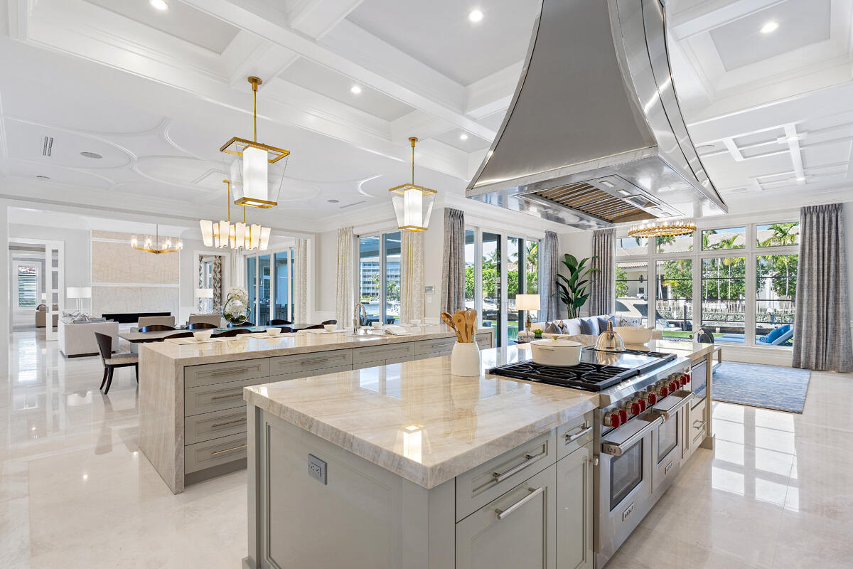 133 W Coconut Palm, Boca Raton FL 33432