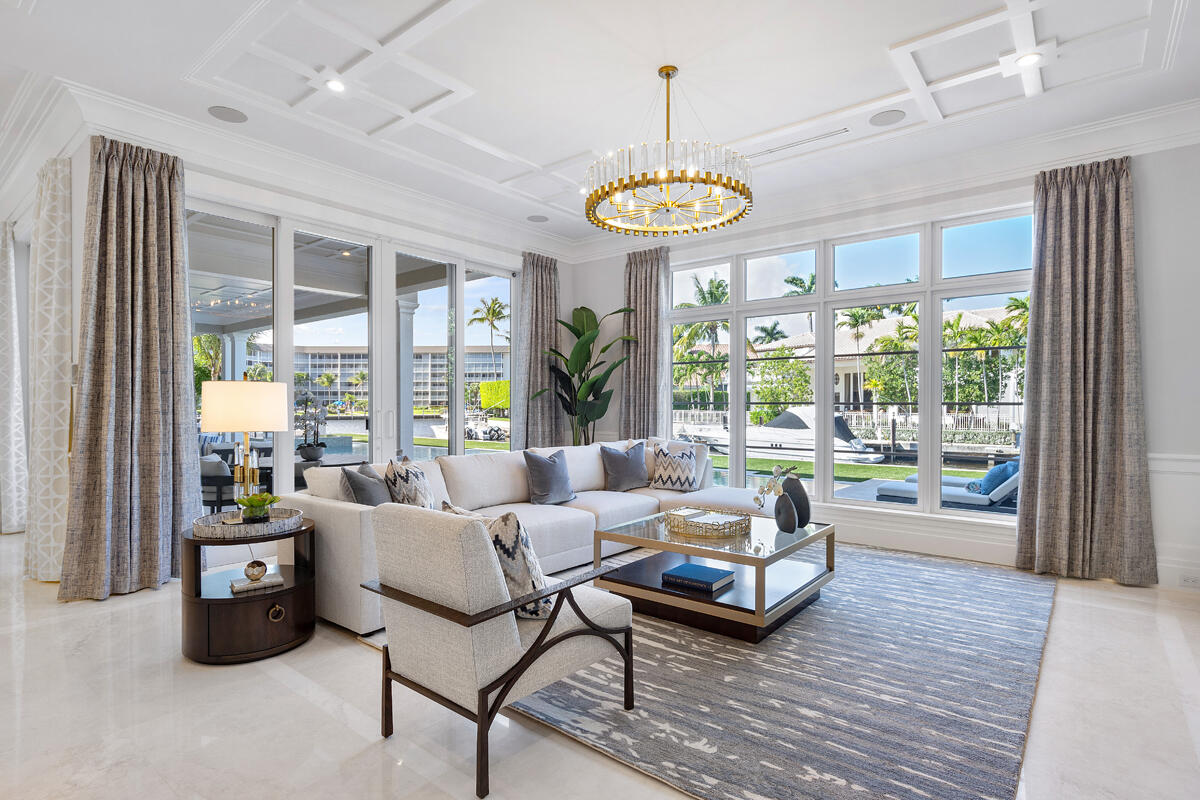 133 W Coconut Palm, Boca Raton FL 33432
