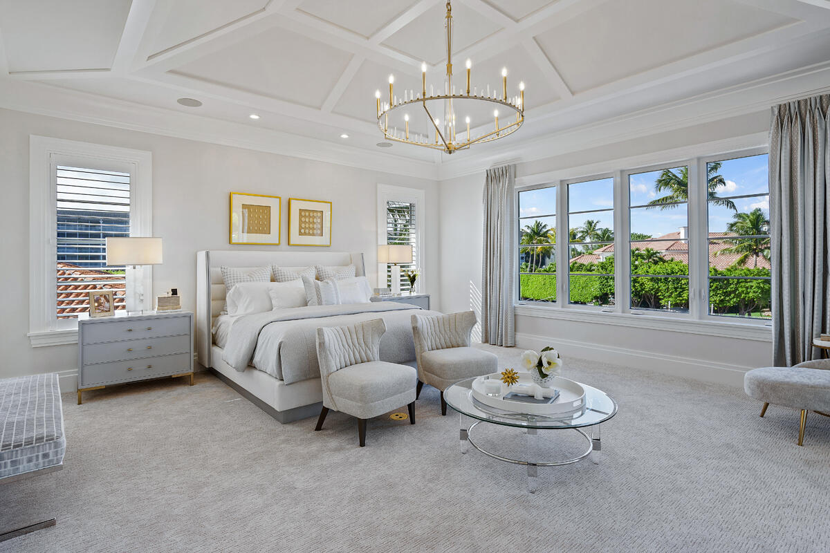 133 W Coconut Palm, Boca Raton FL 33432