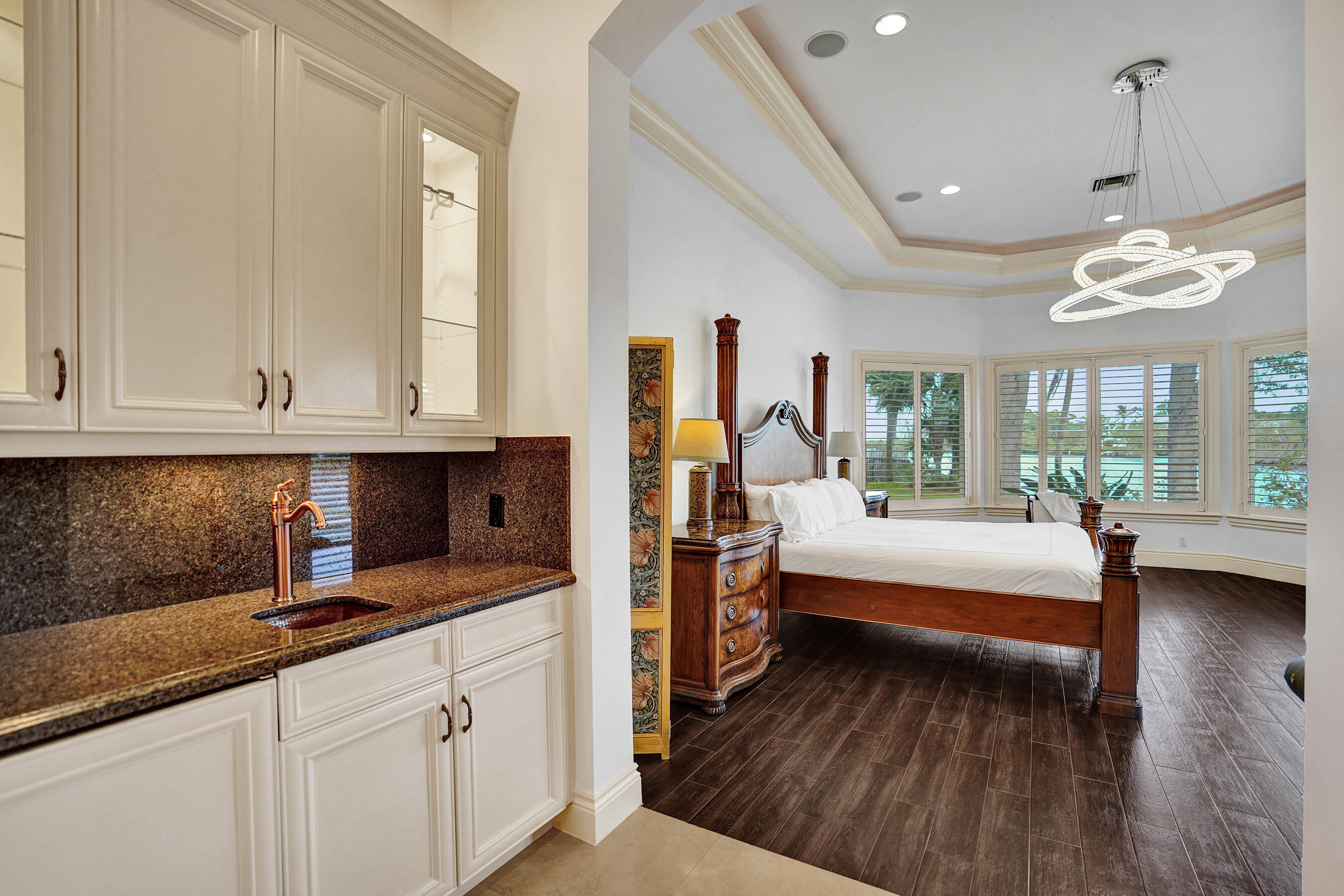18669 SE Palm Island, Jupiter FL 33458