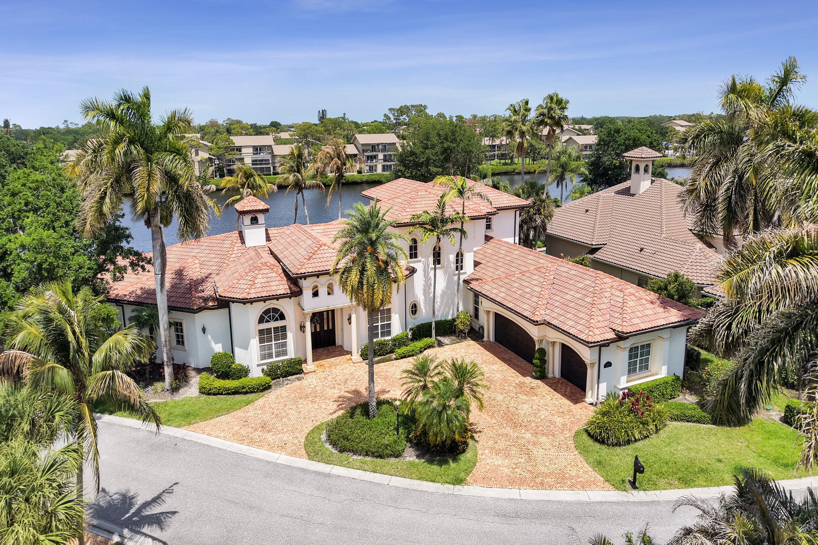 18669 SE Palm Island, Jupiter FL 33458