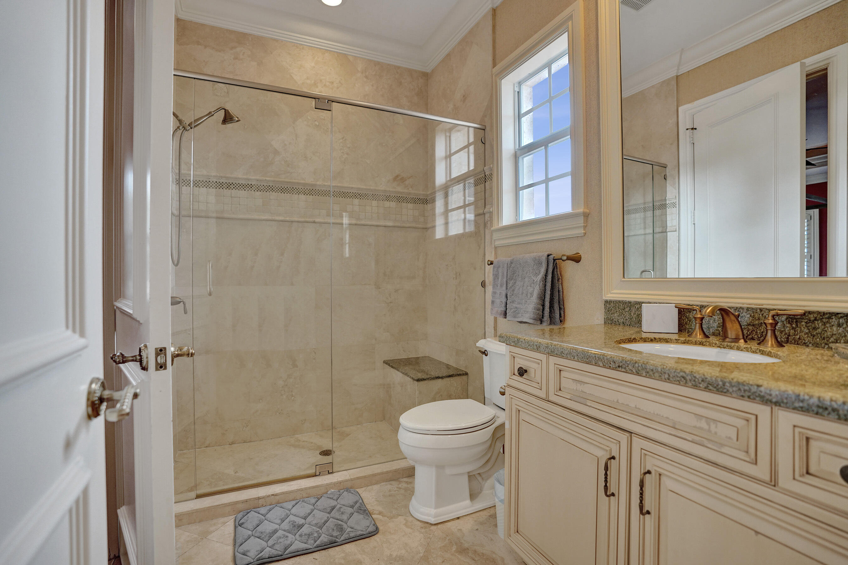 18669 SE Palm Island, Jupiter FL 33458