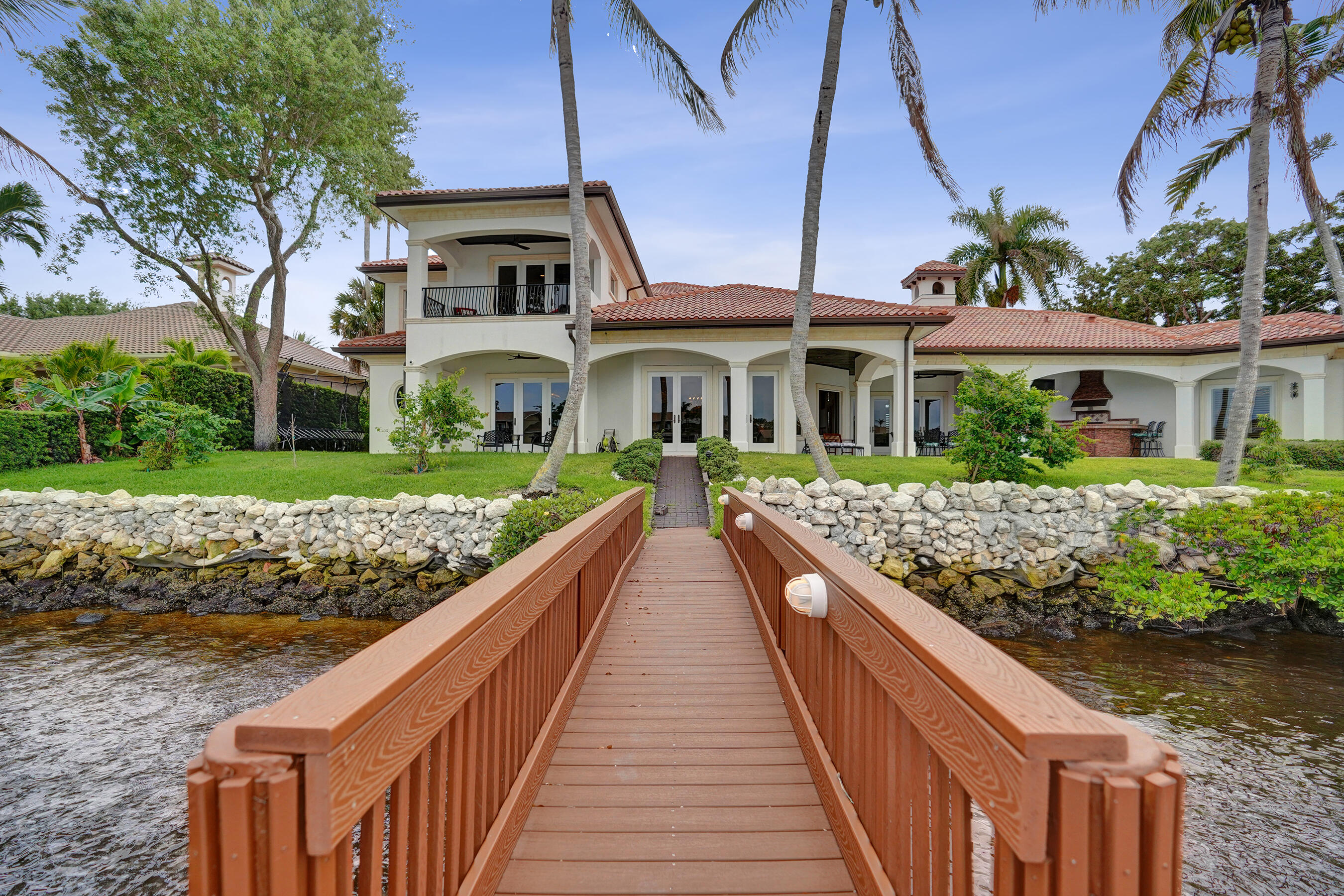 18669 SE Palm Island, Jupiter FL 33458
