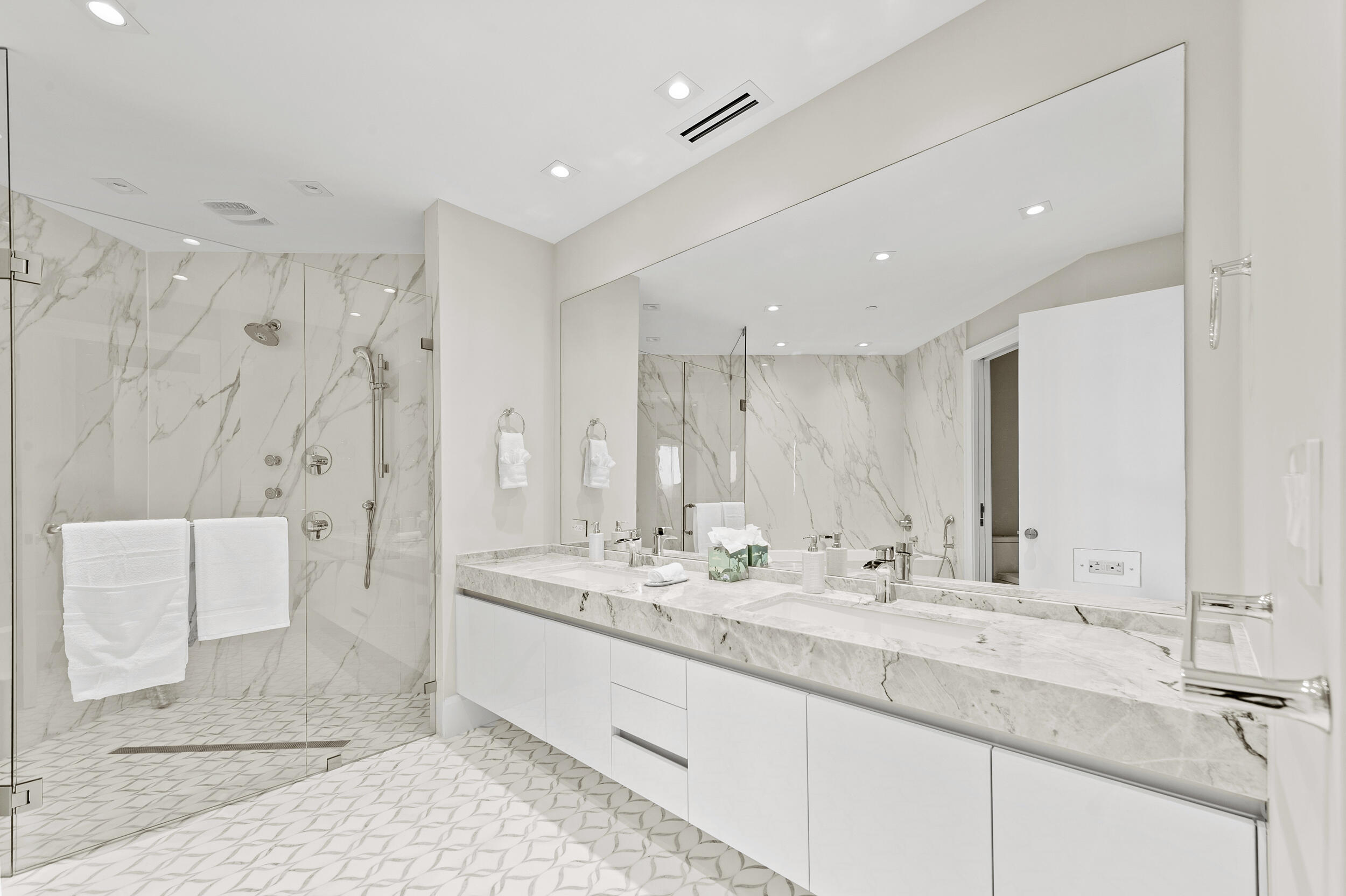 3100 N Ocean #1103h, Riviera Beach FL 33404