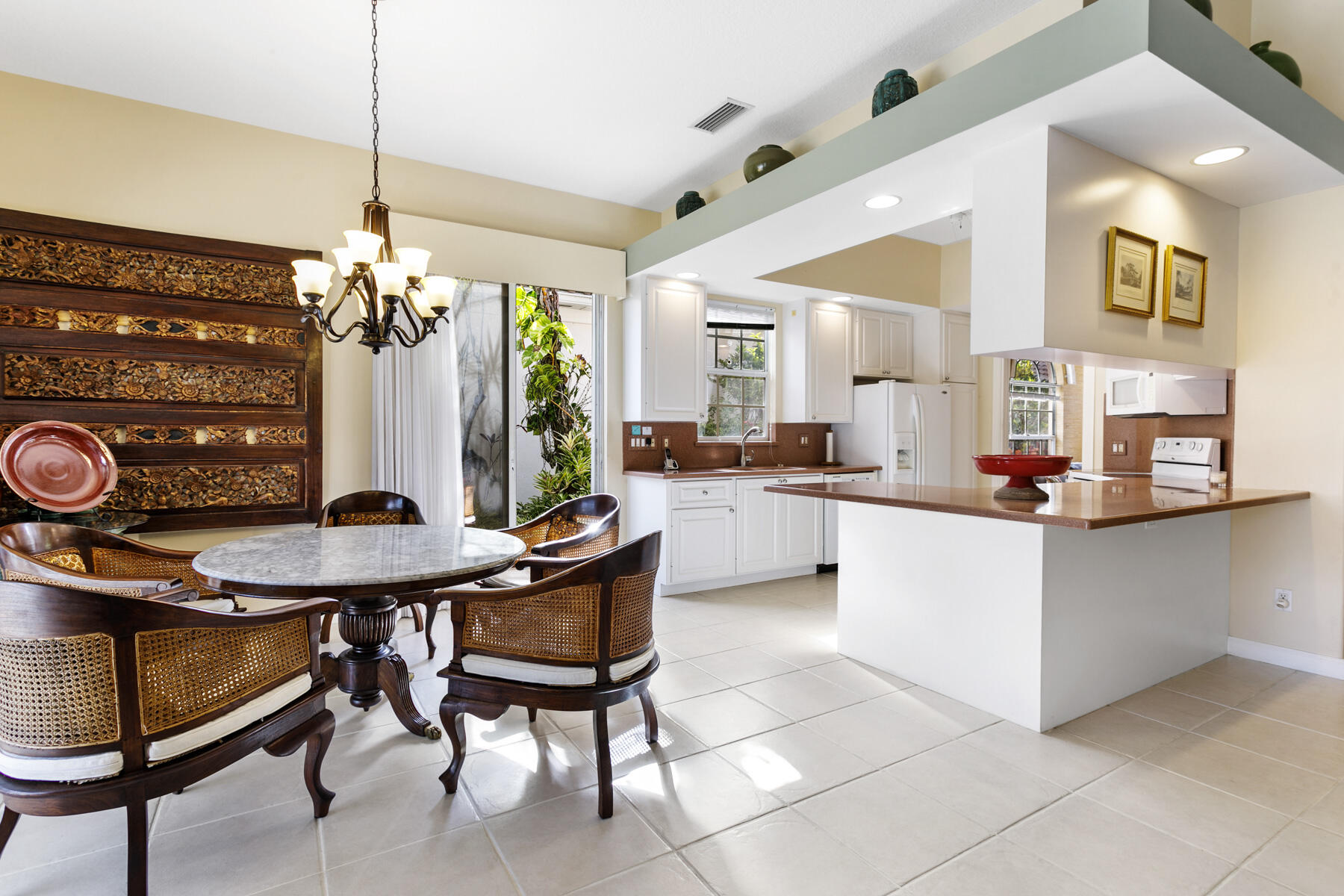 7877 Red River, West Palm Beach FL 33411