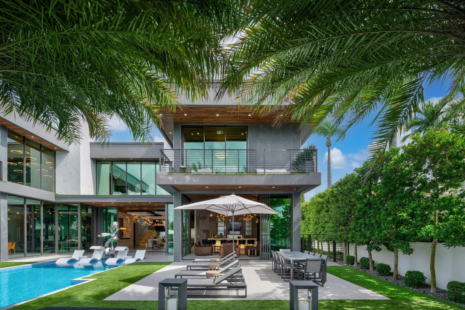 671 Middle River, Fort Lauderdale FL 33304