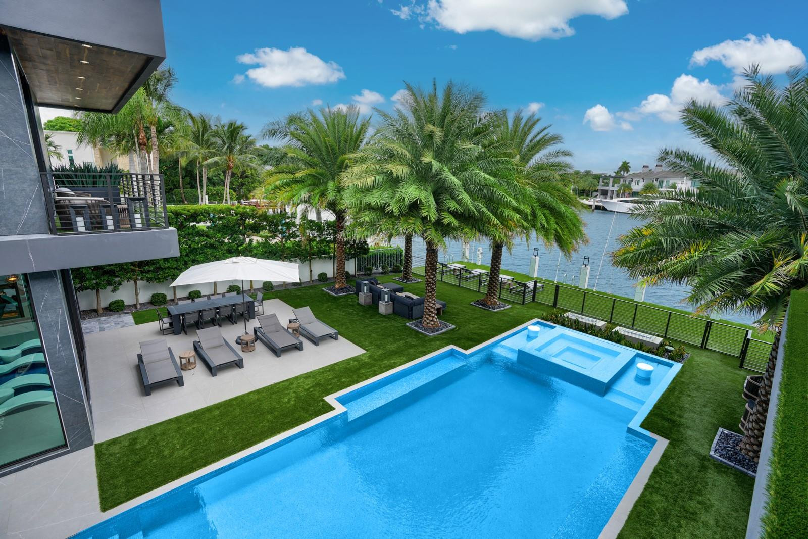 671 Middle River, Fort Lauderdale FL 33304