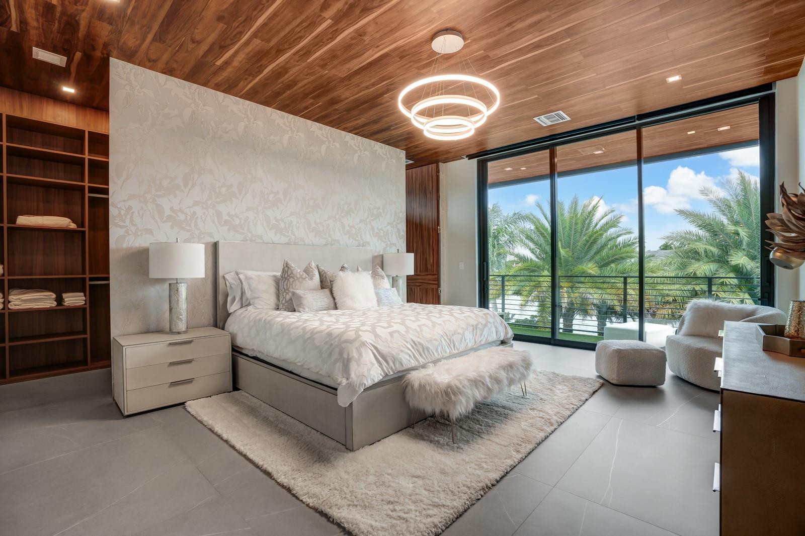 671 Middle River, Fort Lauderdale FL 33304