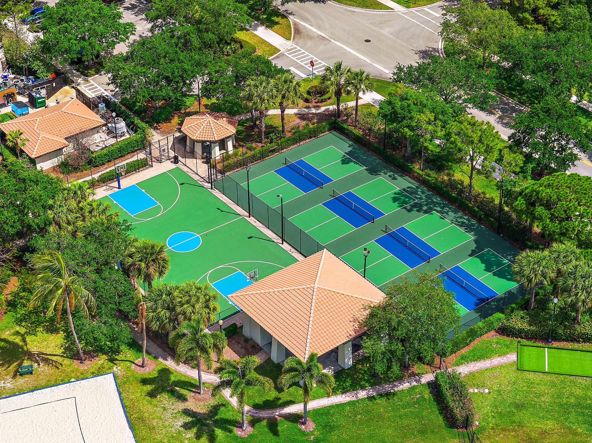 520 Tomahawk, Palm Beach Gardens FL 33410