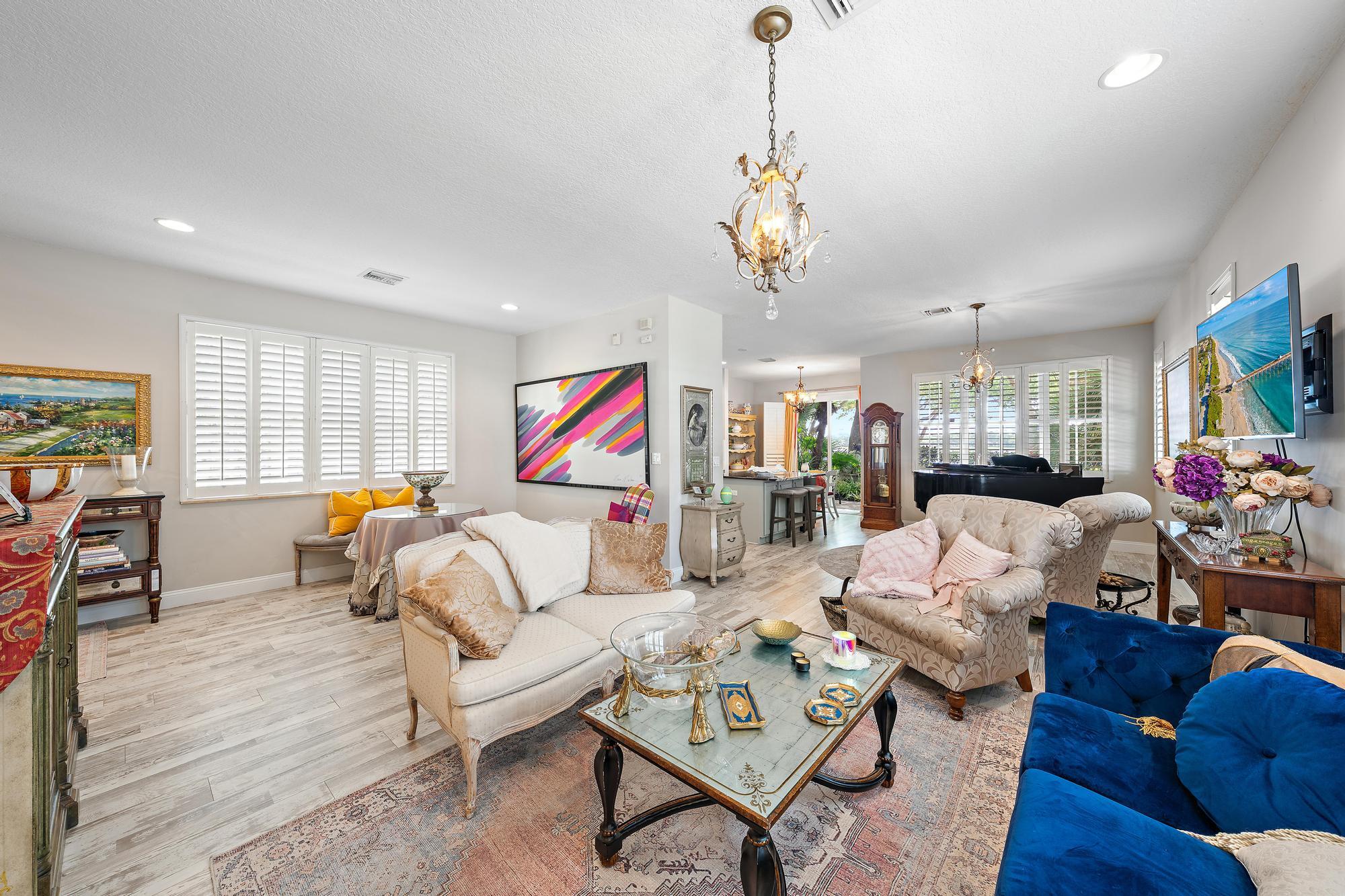 520 Tomahawk, Palm Beach Gardens FL 33410