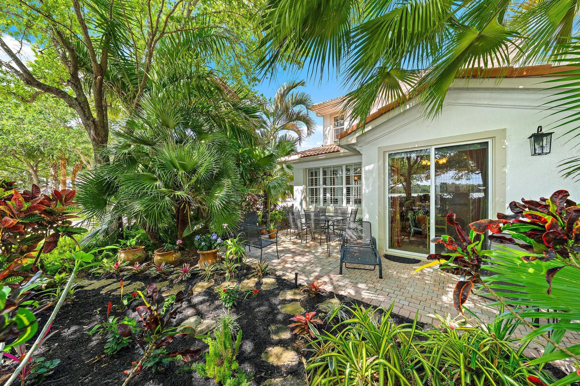 520 Tomahawk, Palm Beach Gardens FL 33410