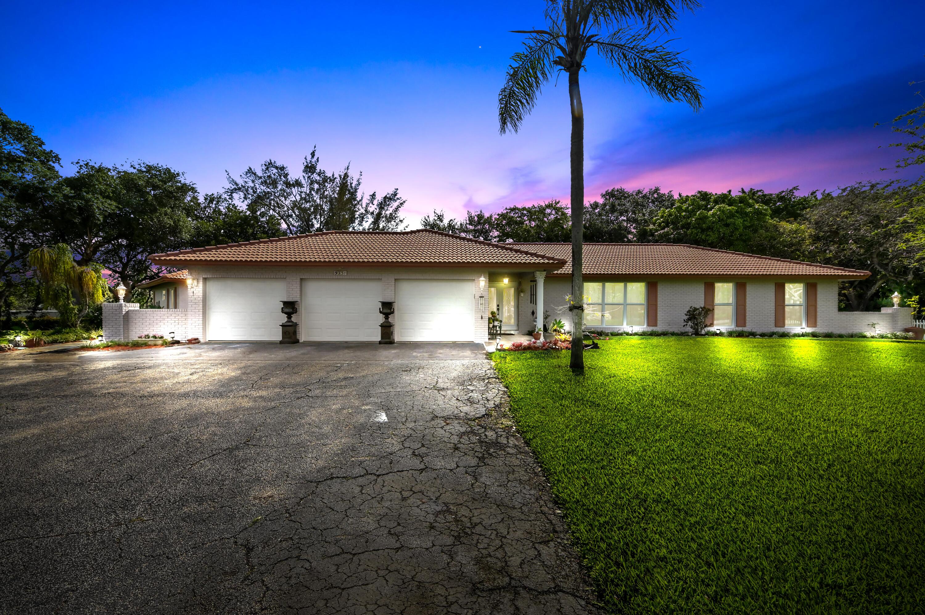 9351 NW 44th, Coral Springs FL 33065