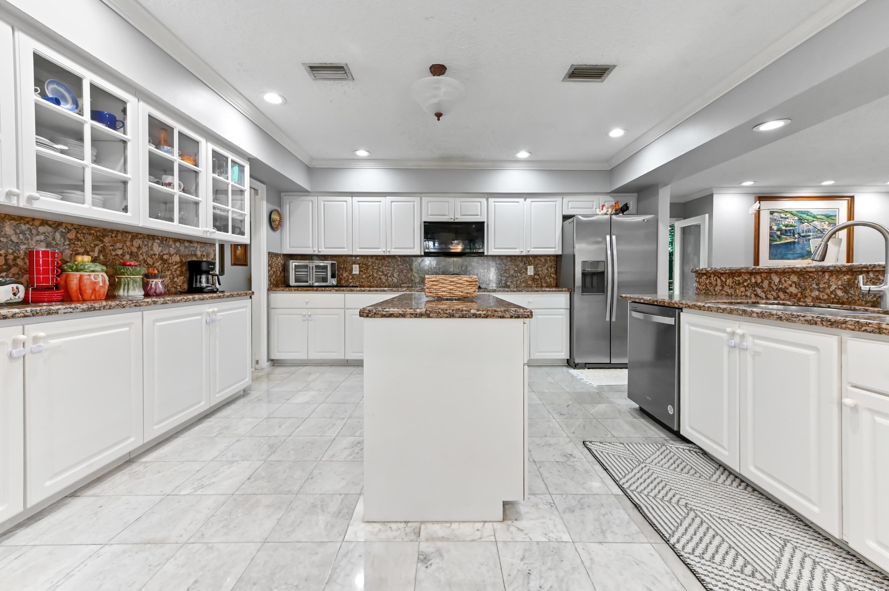 9351 NW 44th, Coral Springs FL 33065