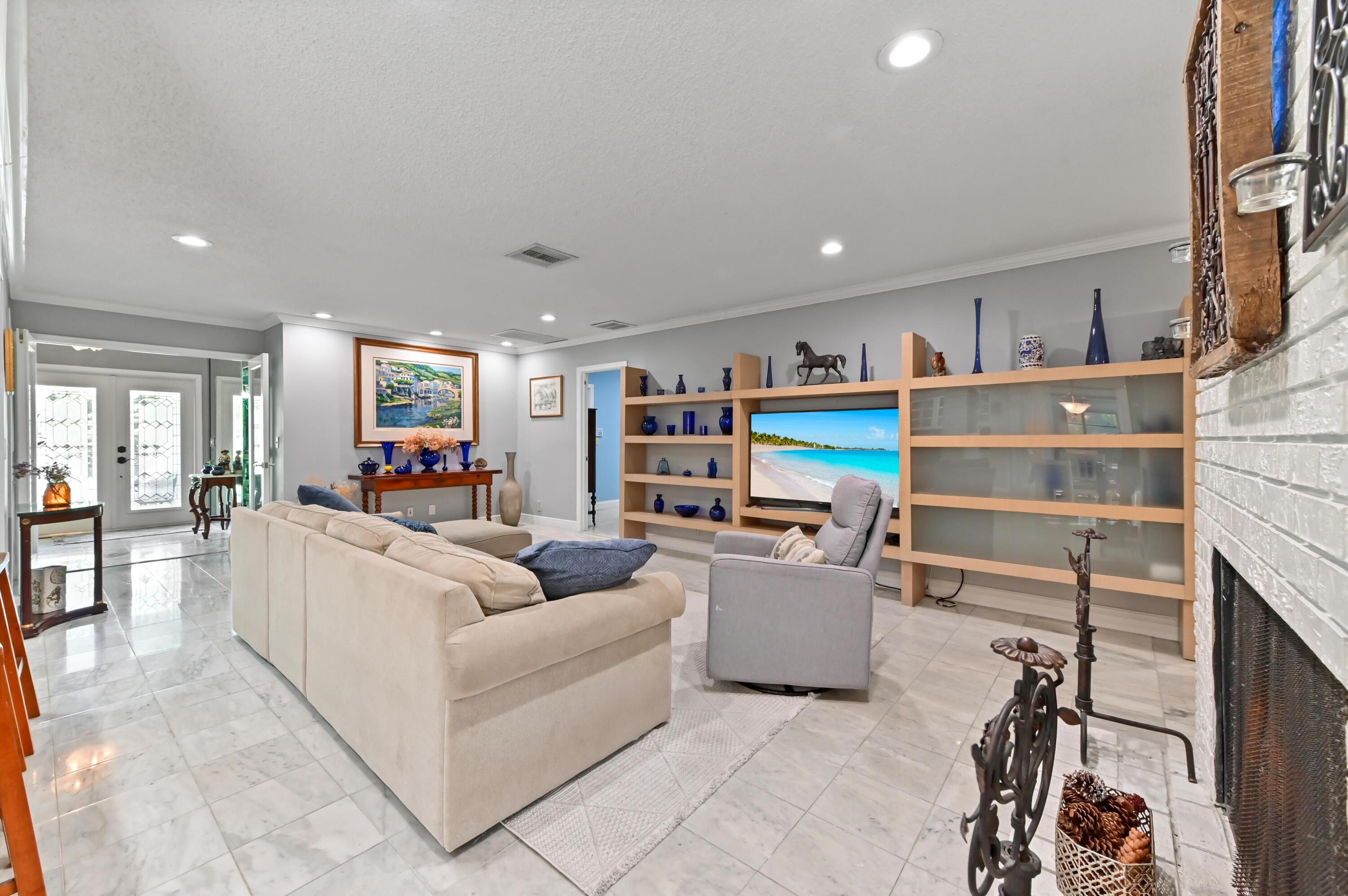 9351 NW 44th, Coral Springs FL 33065
