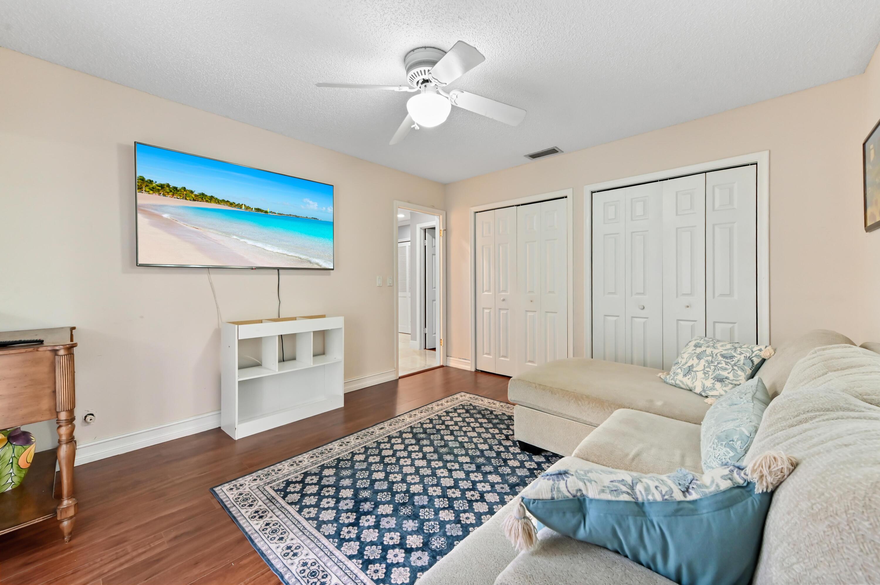 9351 NW 44th, Coral Springs FL 33065