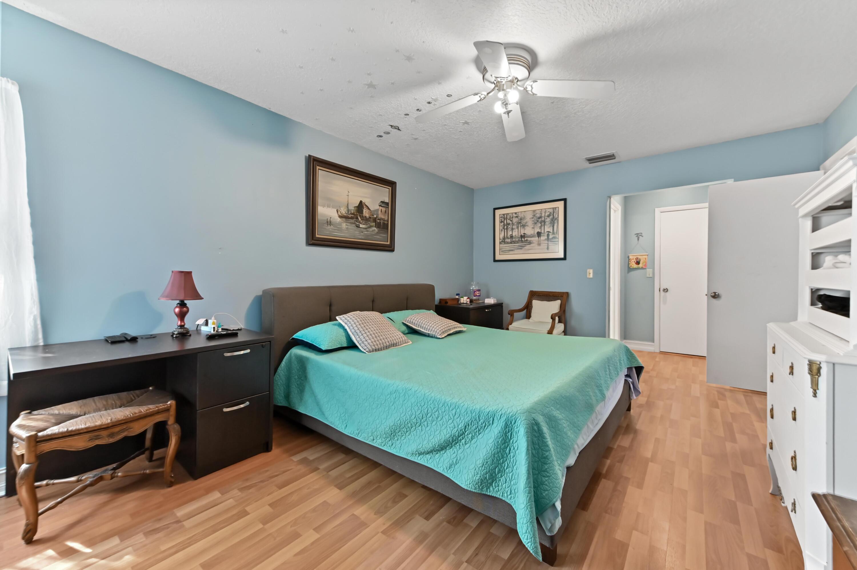9351 NW 44th, Coral Springs FL 33065