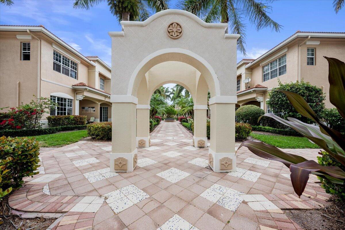 5102 Artesa, Palm Beach Gardens FL 33418