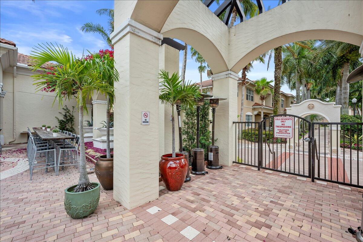 5102 Artesa, Palm Beach Gardens FL 33418