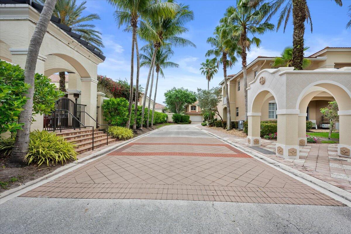 5102 Artesa, Palm Beach Gardens FL 33418
