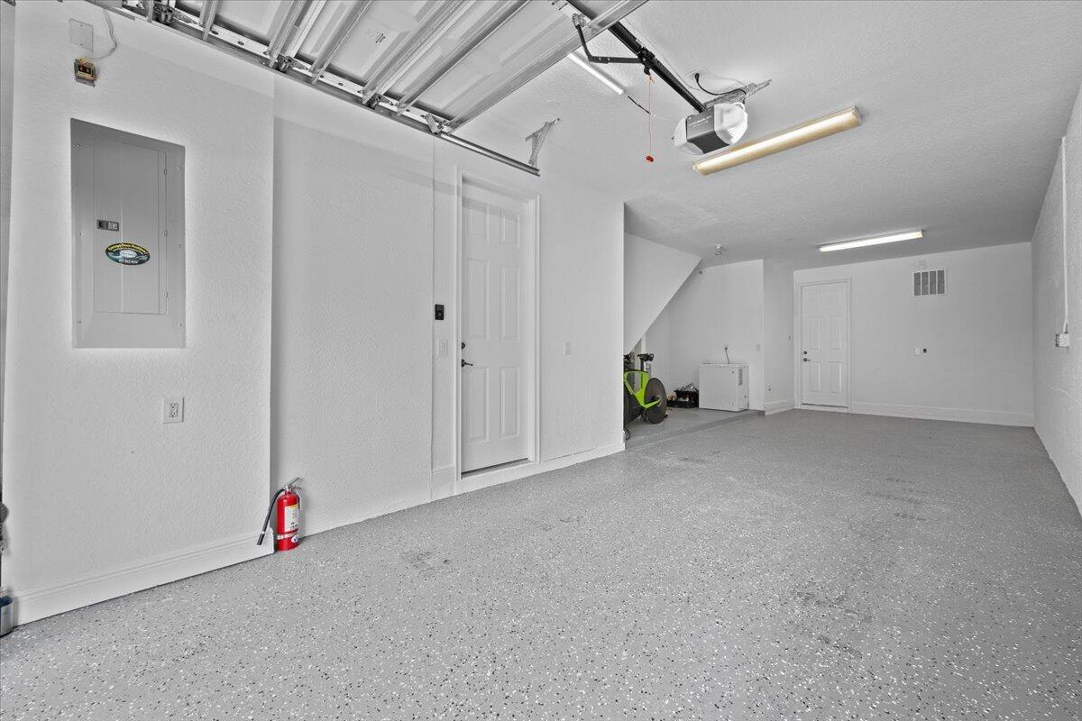 5102 Artesa, Palm Beach Gardens FL 33418