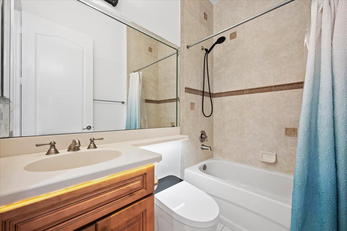 5102 Artesa, Palm Beach Gardens FL 33418