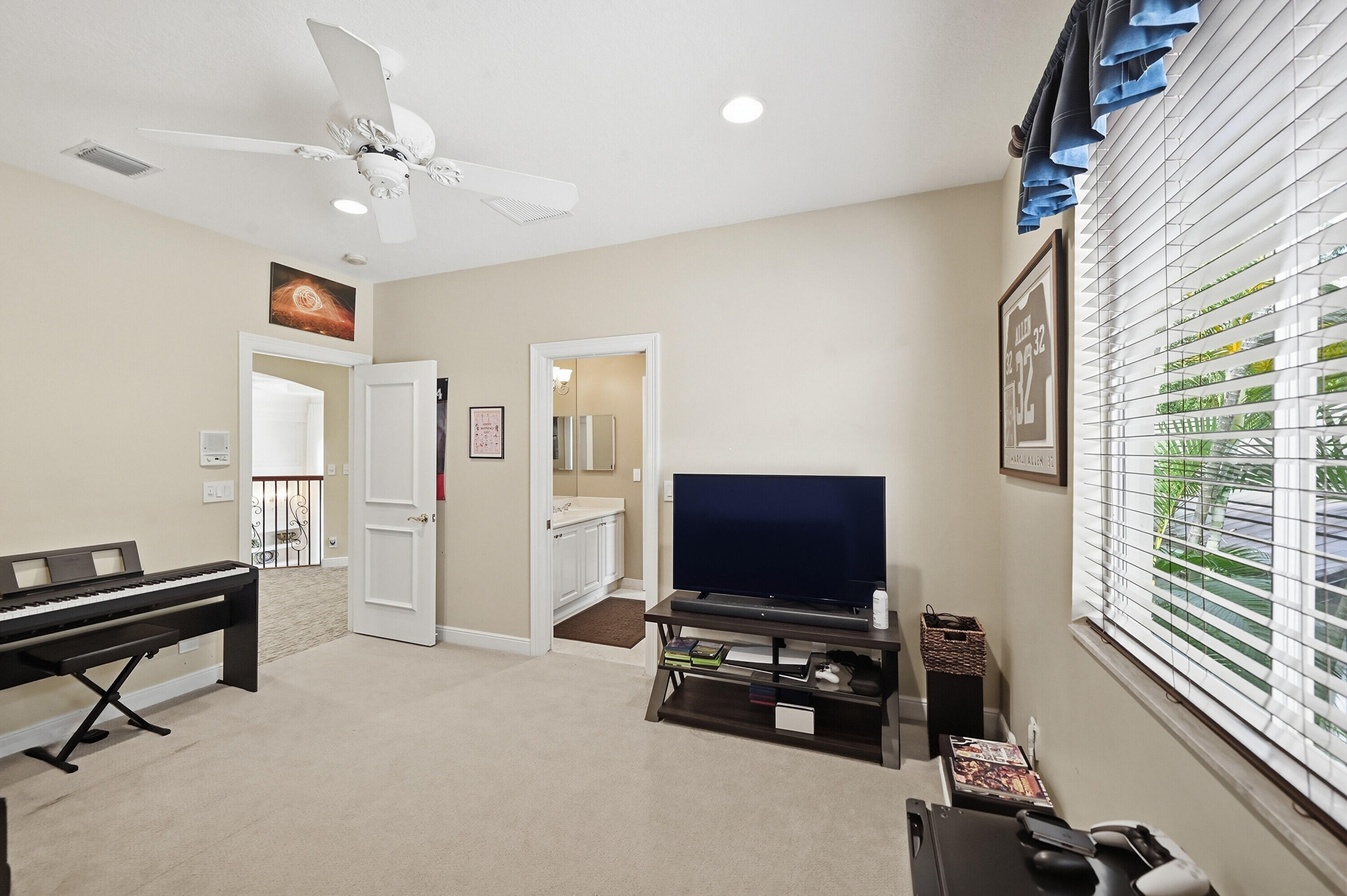 2425 NW 49th, Boca Raton FL 33431