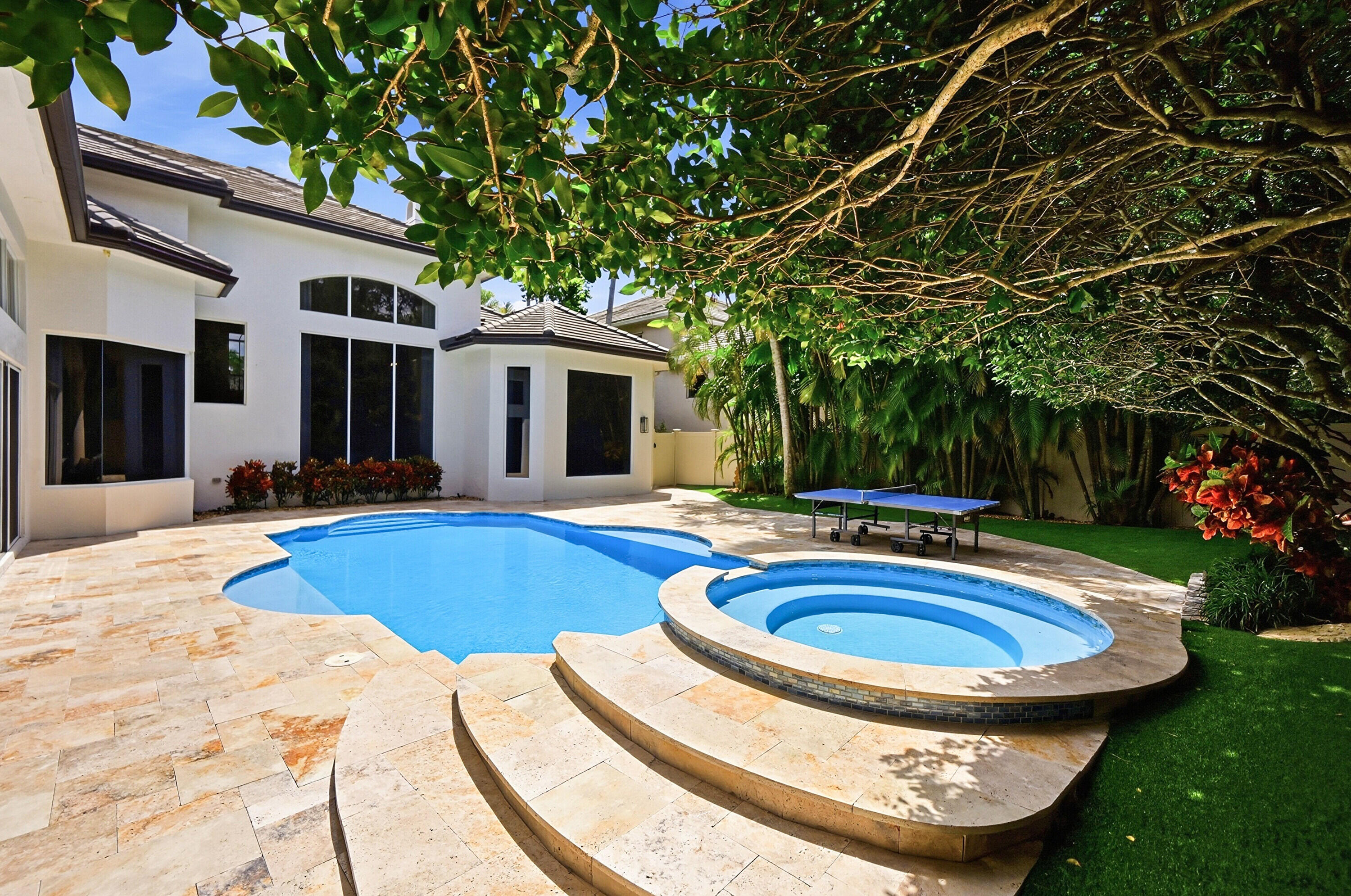2425 NW 49th, Boca Raton FL 33431