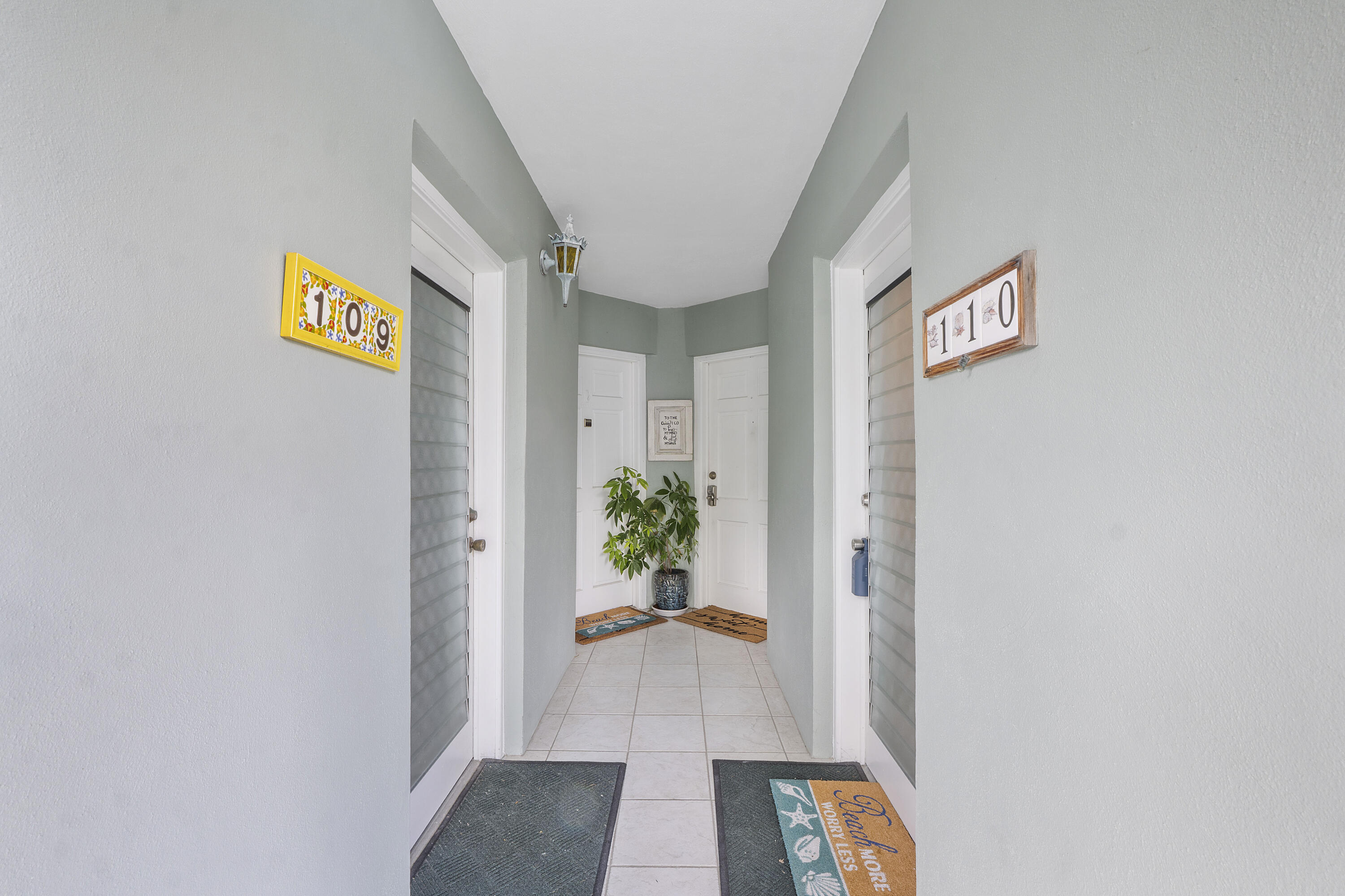 5540 N Ocean #110, Ocean Ridge FL 33435
