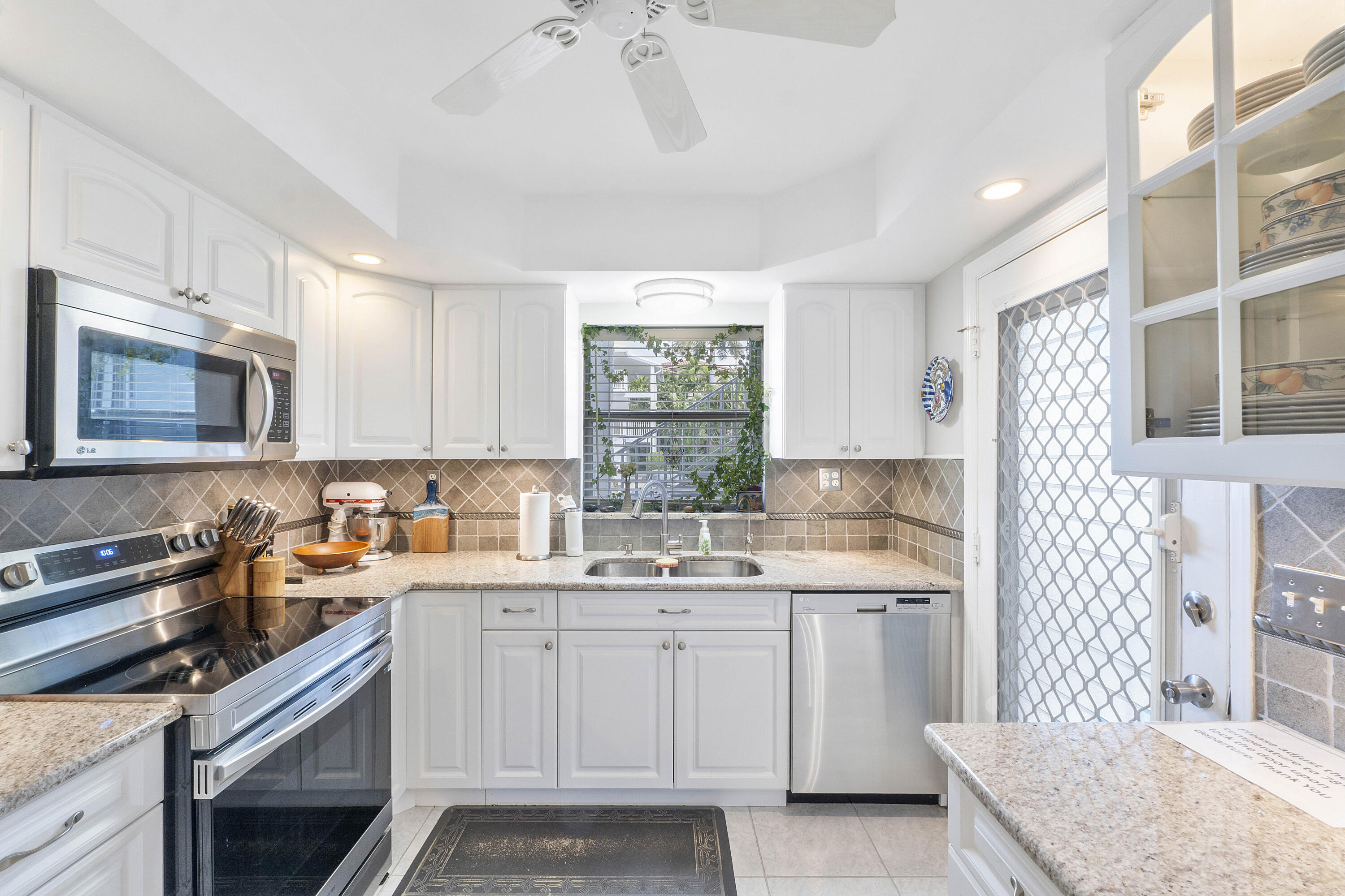 5540 N Ocean #110, Ocean Ridge FL 33435