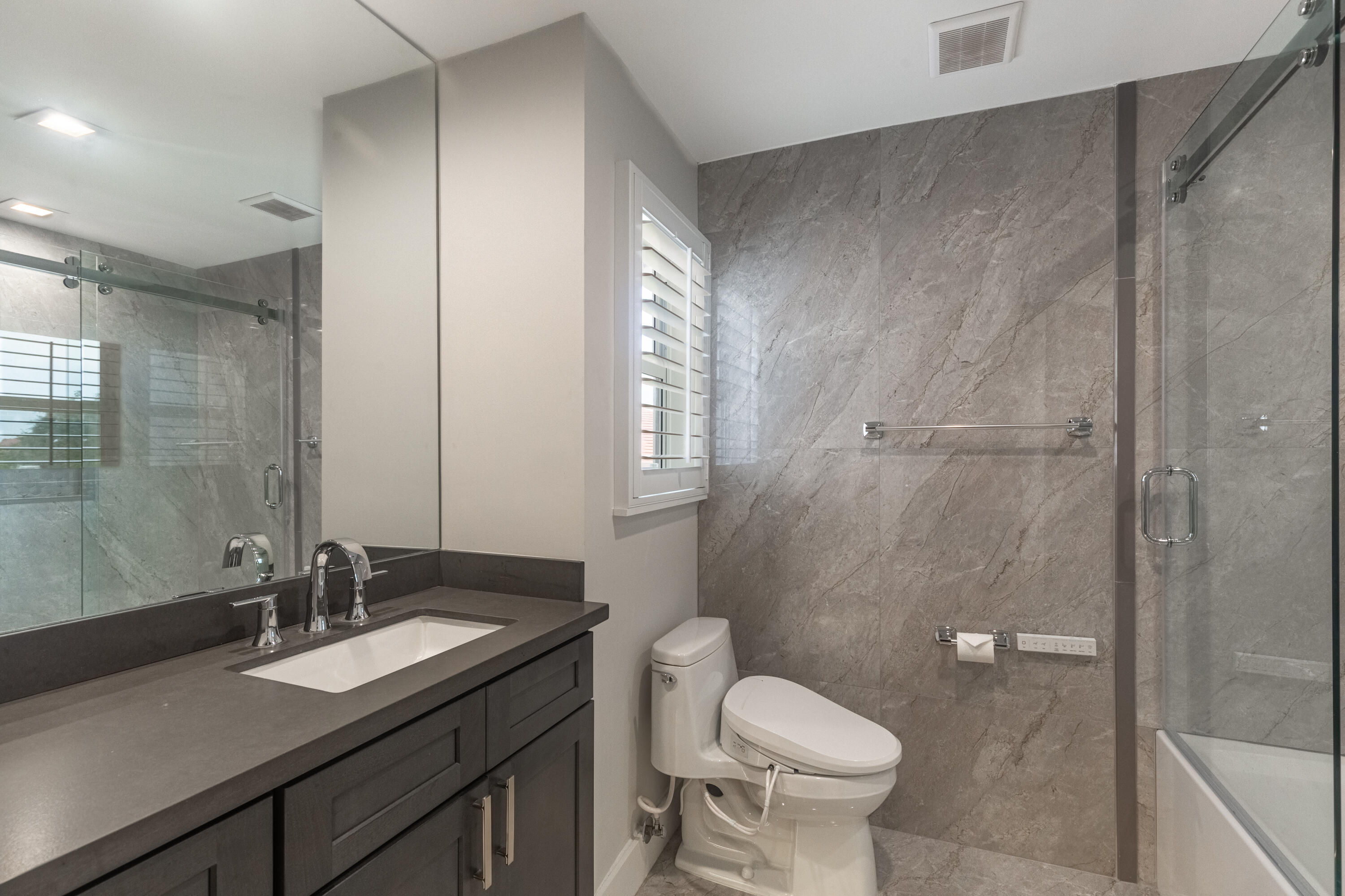 8216 Heritage Club, West Palm Beach FL 33412