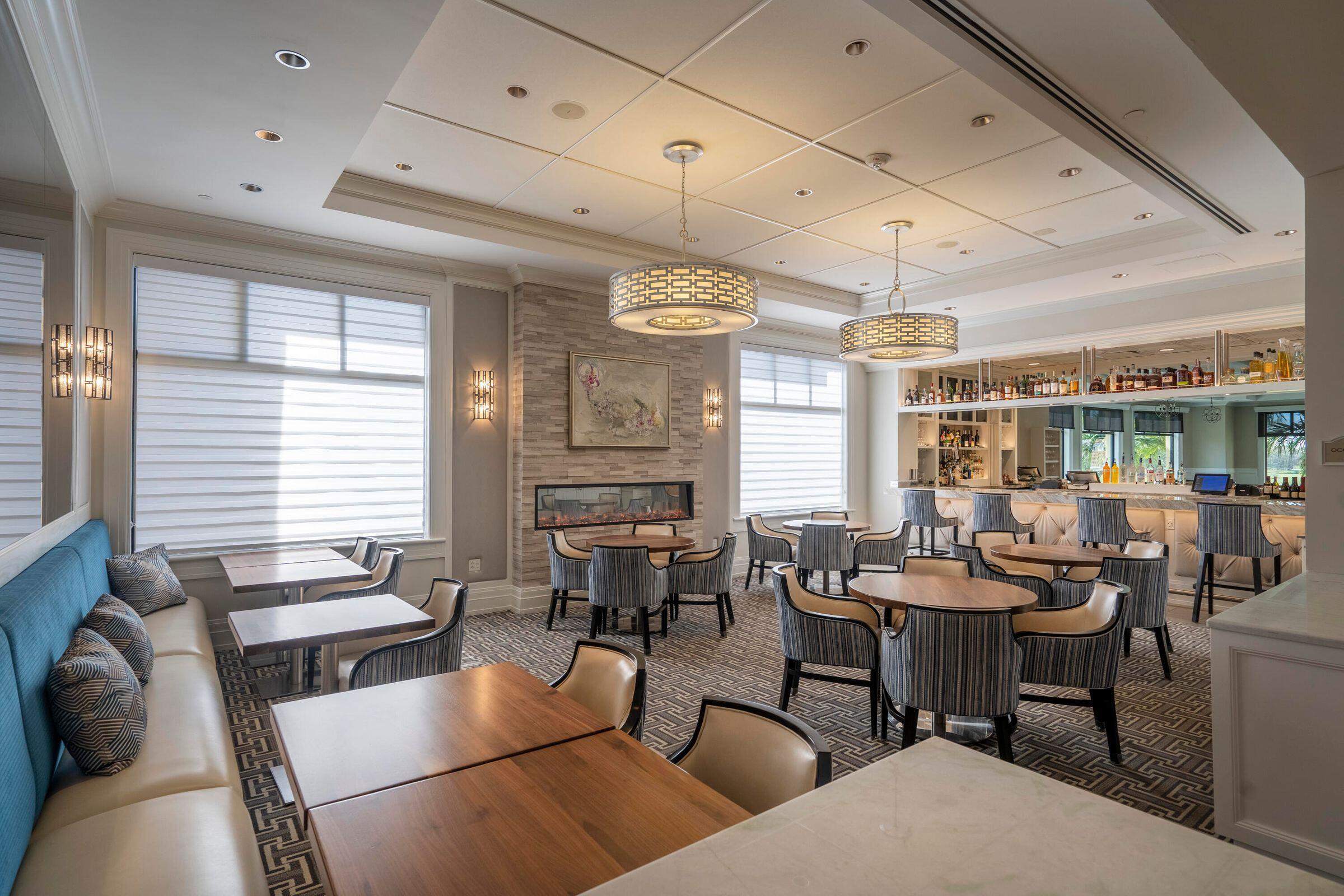 8216 Heritage Club, West Palm Beach FL 33412