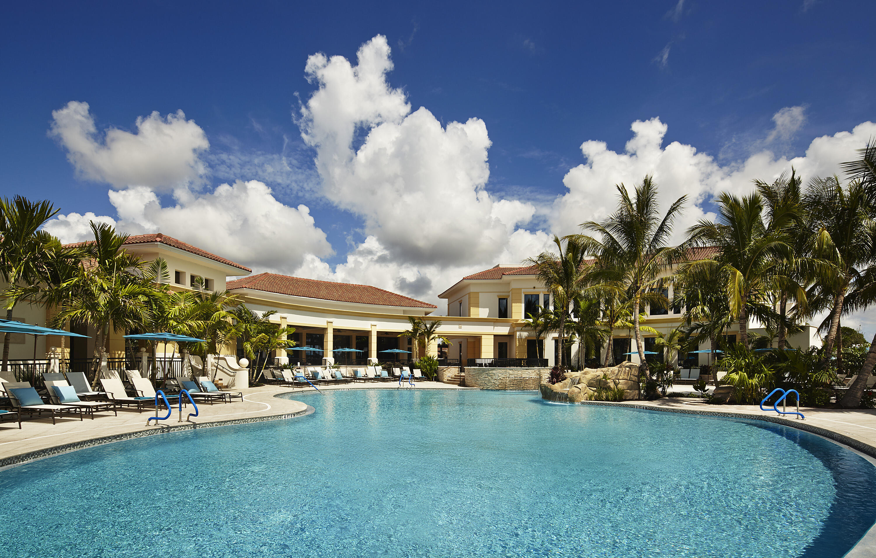 8216 Heritage Club, West Palm Beach FL 33412