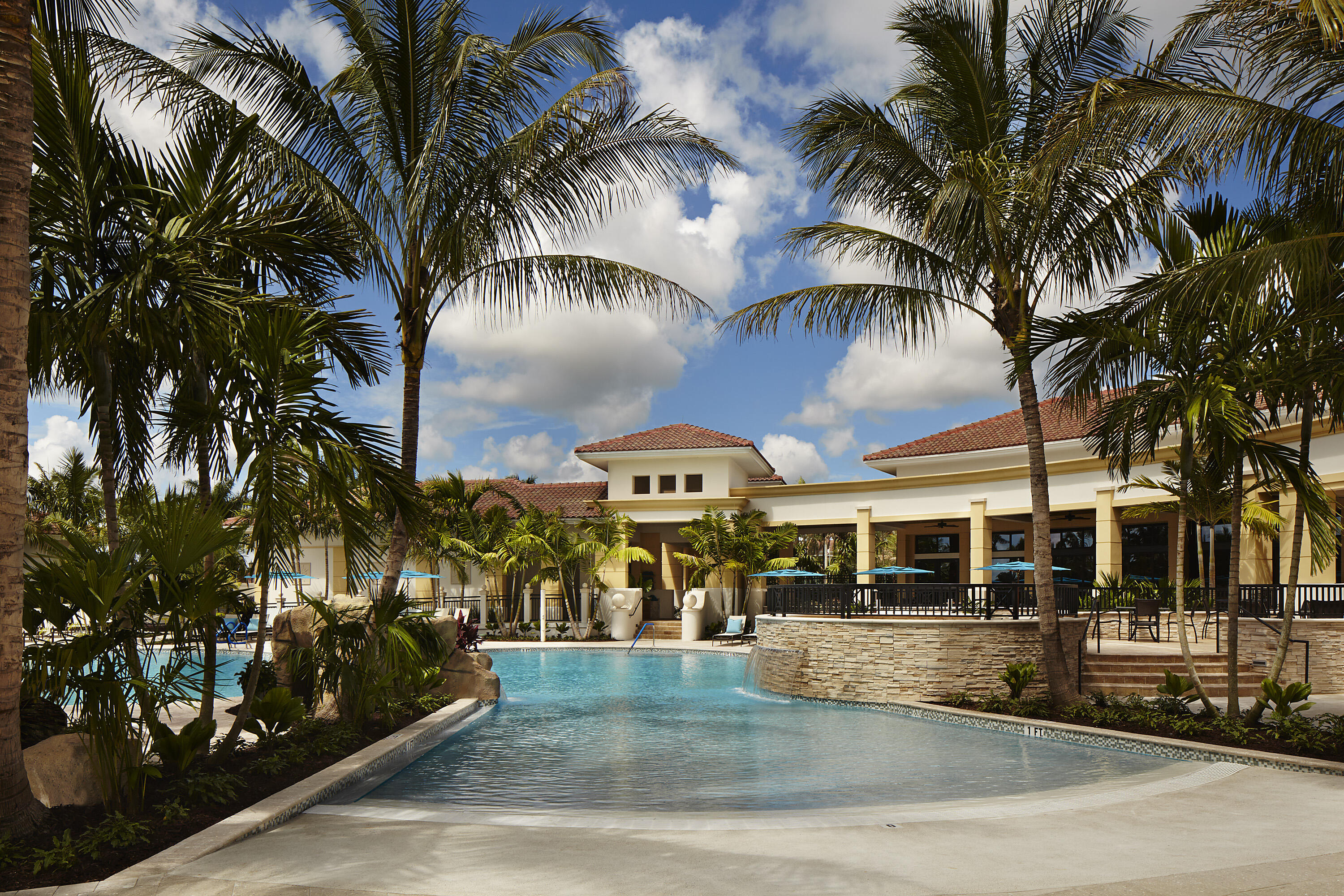 8216 Heritage Club, West Palm Beach FL 33412