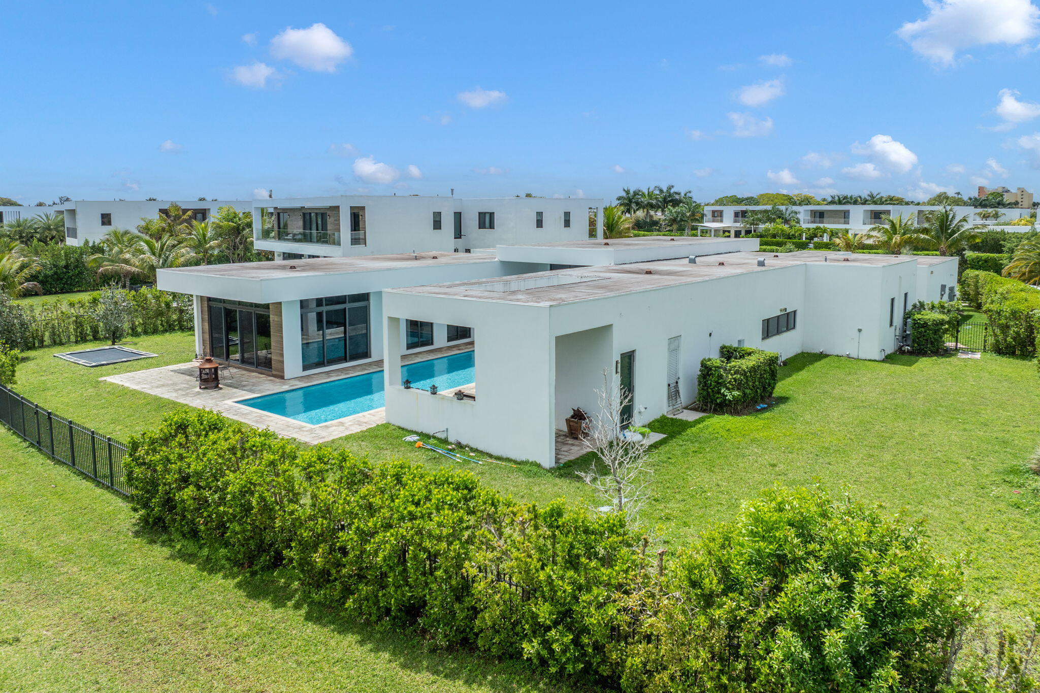 16539 N Botaniko Dr, Weston FL 33326