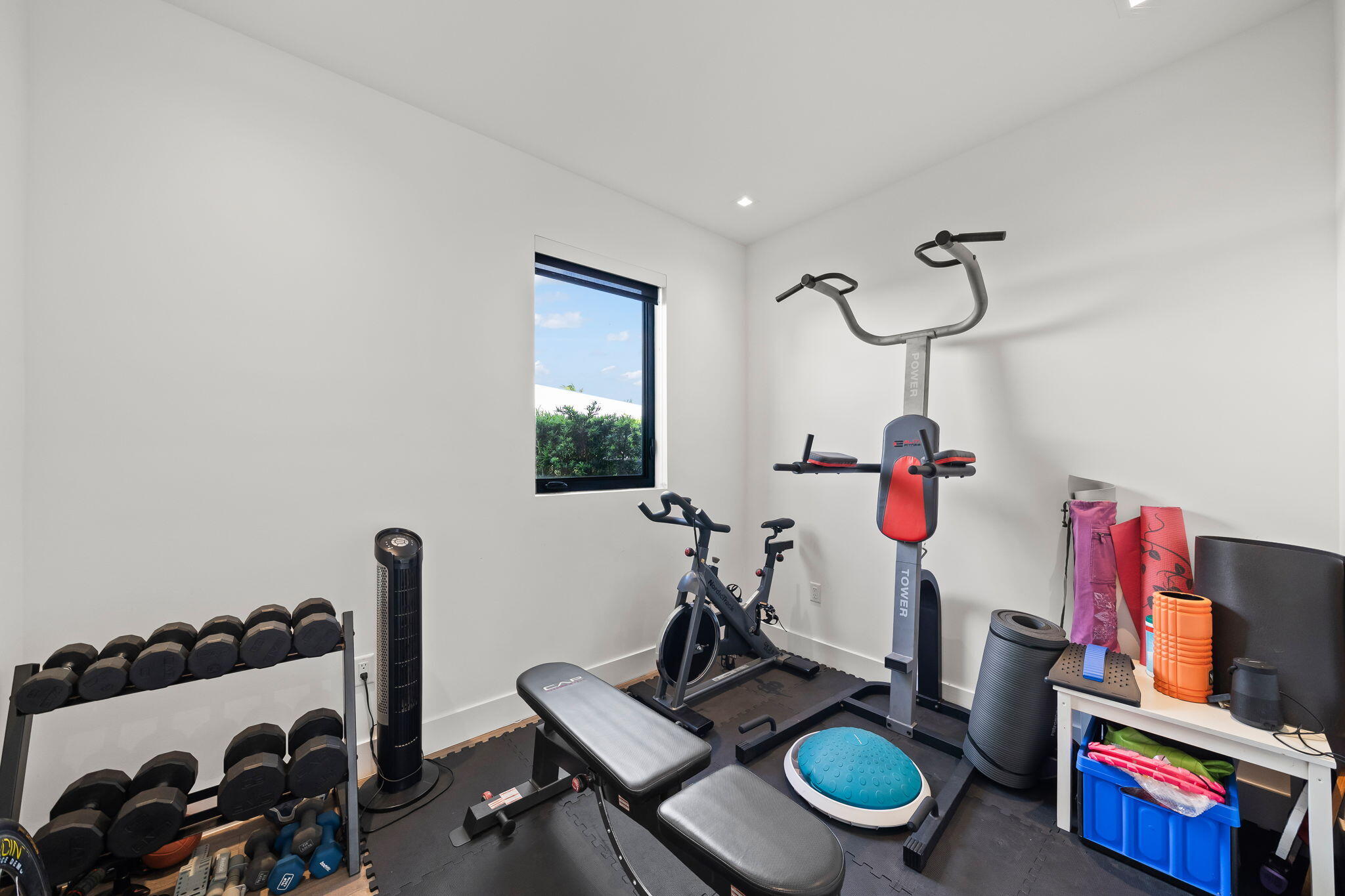 16539 N Botaniko Dr, Weston FL 33326