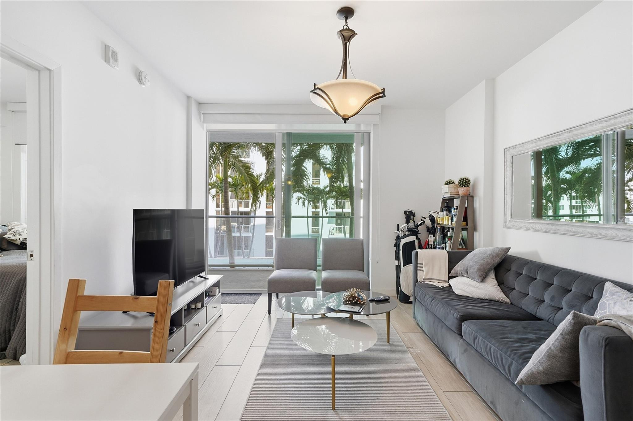 1600 SW 1st #510, Miami FL 33129