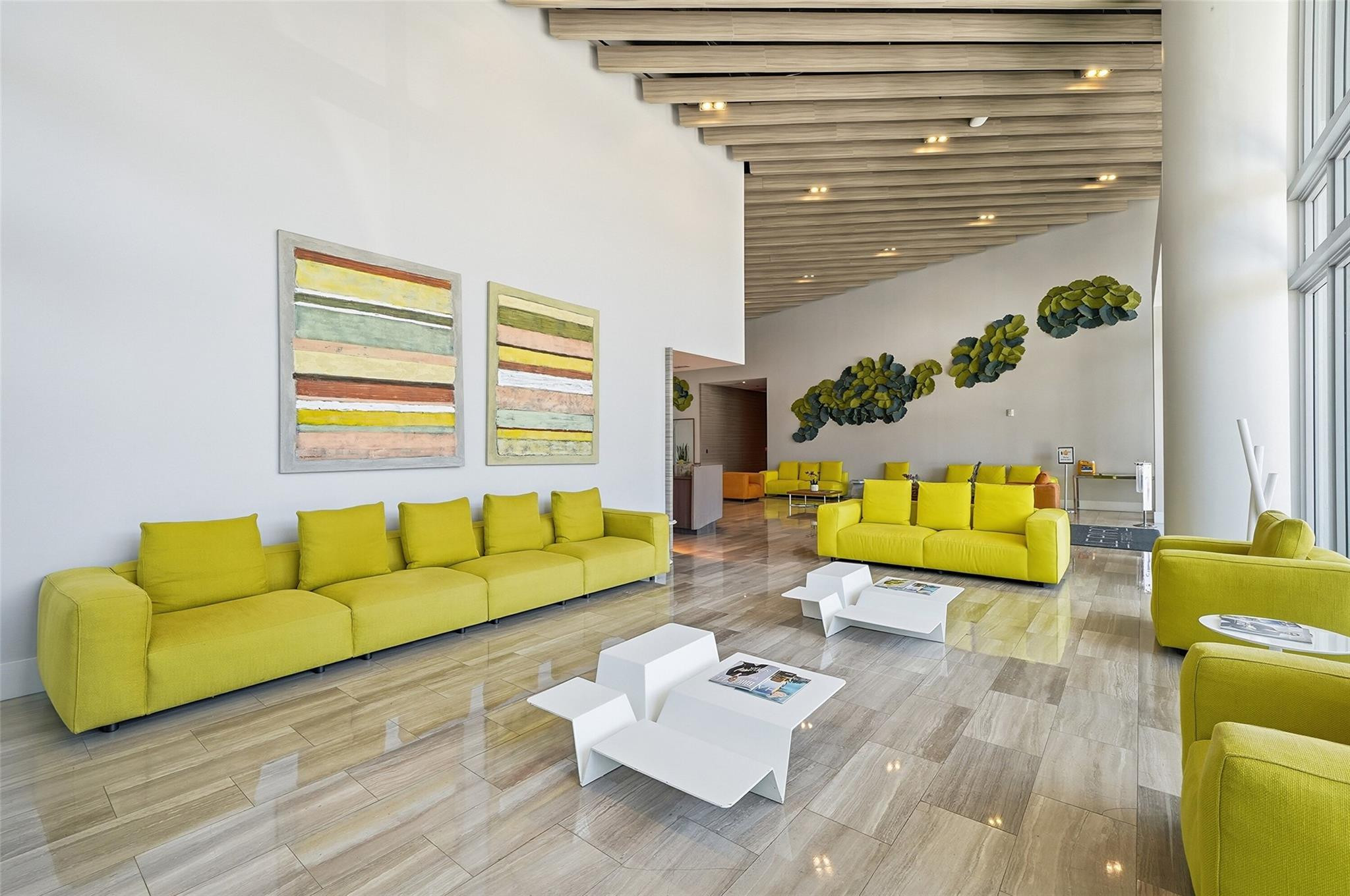 1600 SW 1st #510, Miami FL 33129