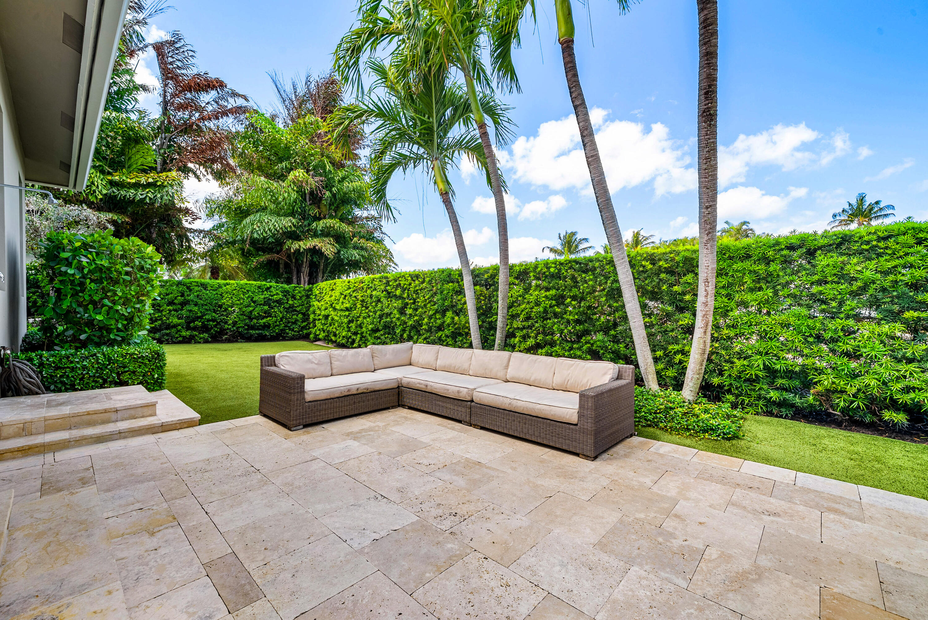33 Spanish River, Ocean Ridge FL 33435