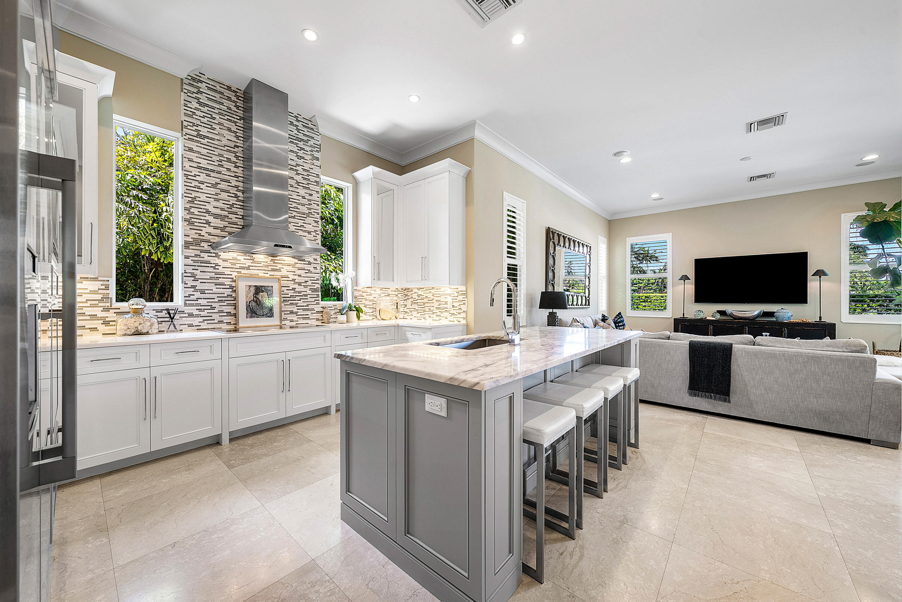 33 Spanish River, Ocean Ridge FL 33435