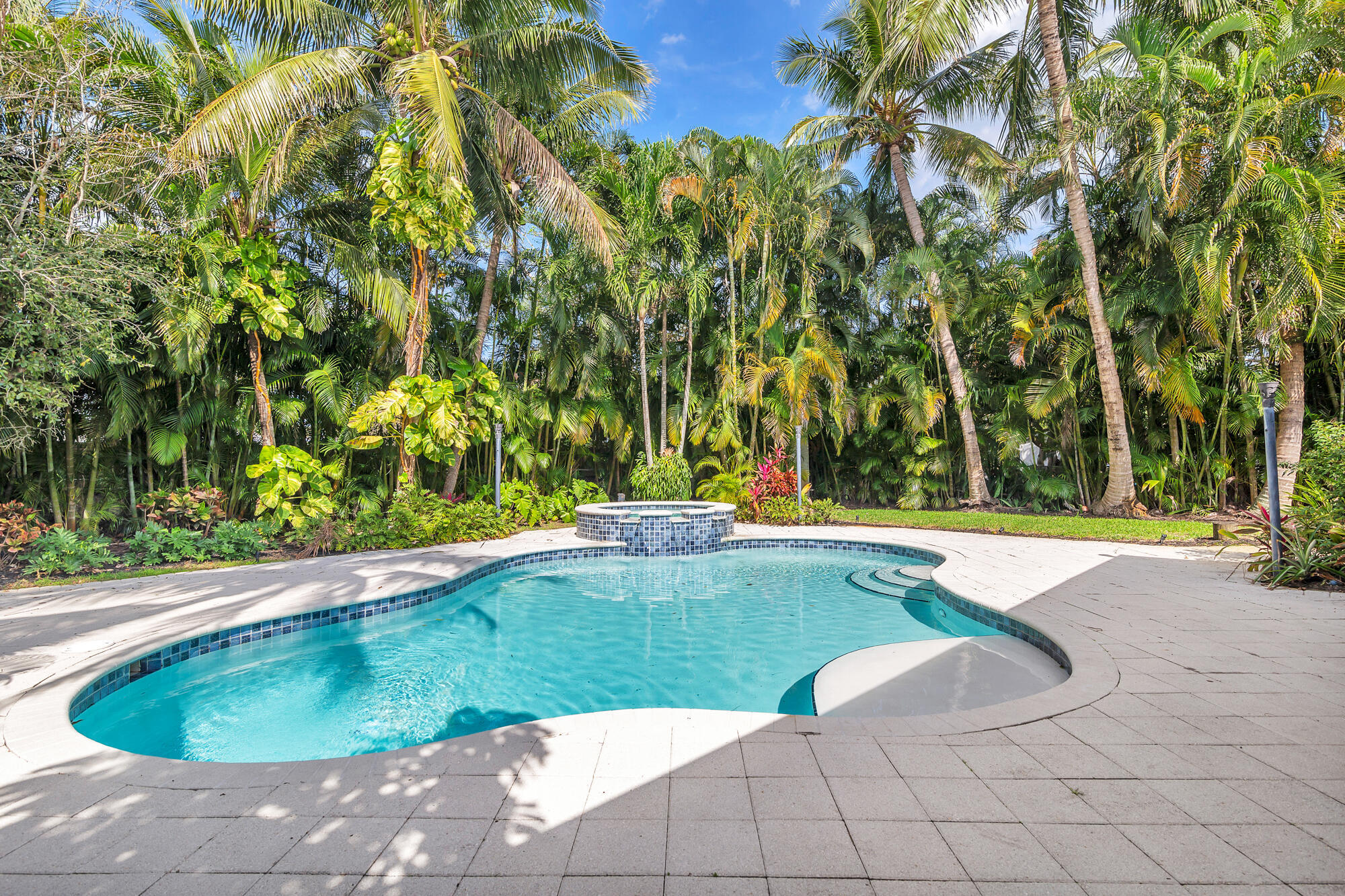 1711 Gregory, Lake Clarke Shores FL 33406