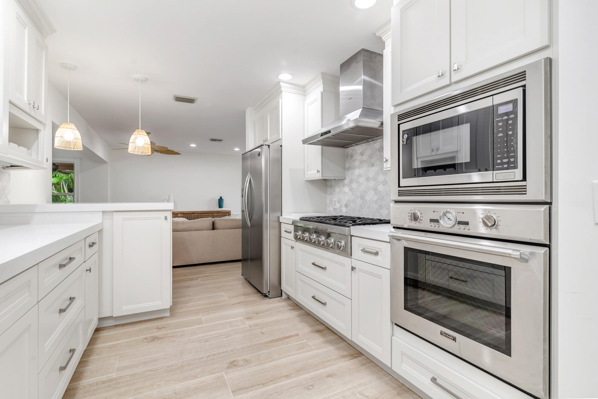 1711 Gregory, Lake Clarke Shores FL 33406