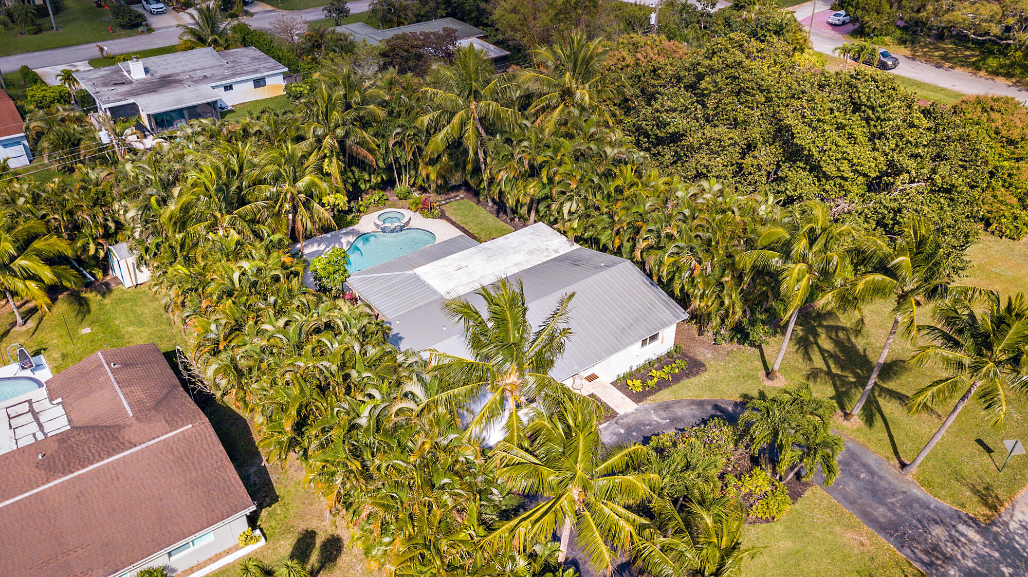 1711 Gregory, Lake Clarke Shores FL 33406