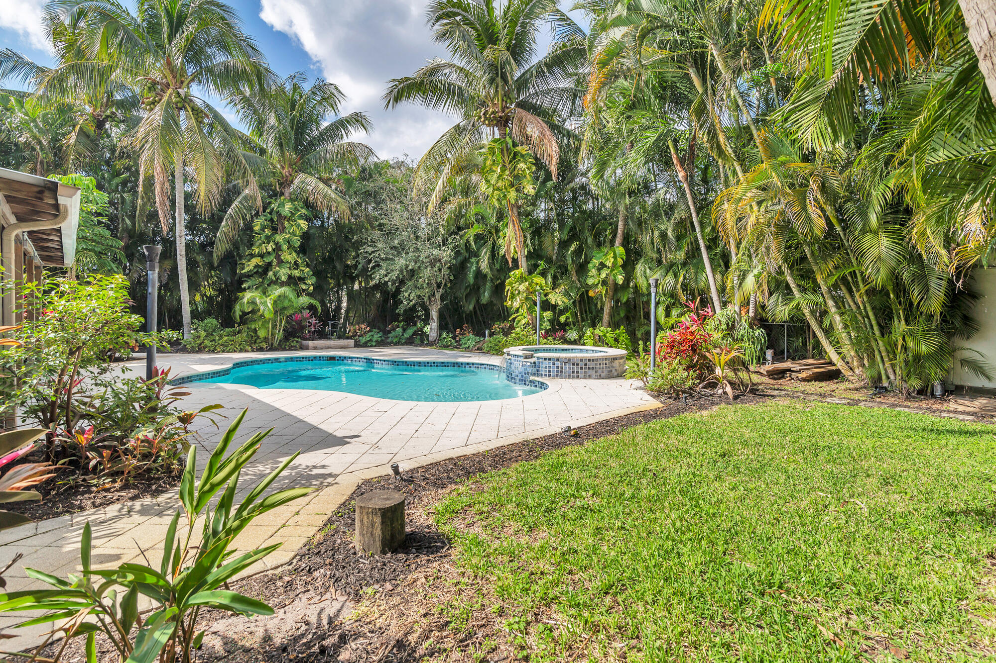 1711 Gregory, Lake Clarke Shores FL 33406