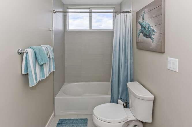 51 SE 19th #401, Deerfield Beach FL 33441