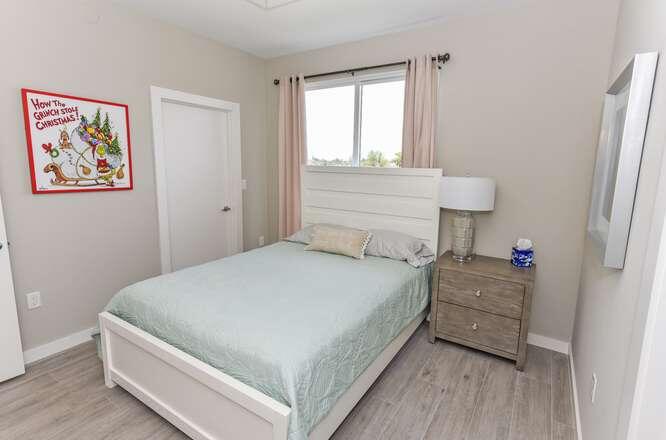 51 SE 19th #401, Deerfield Beach FL 33441