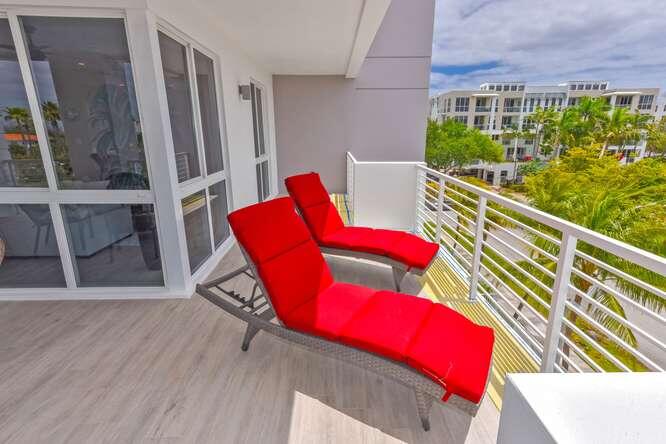 51 SE 19th #401, Deerfield Beach FL 33441
