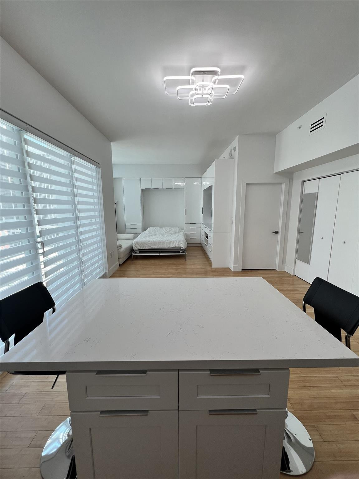 133 NE 2nd, Miami FL 33132